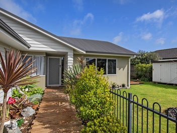 4 Sea Dune Place, Ruakaka