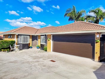 19 Heversham Place, Glendene, Auckland