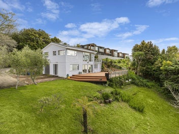 90 Matipo Road, Mairangi Bay, Auckland