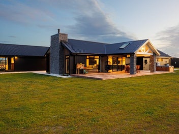 151 Nannestads Line, Bunnythorpe, Palmerston North