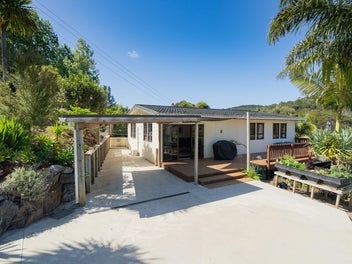 19 Seaview Road, Cable Bay, Cable Bay