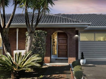 13 Carriage Close, Northpark, Auckland