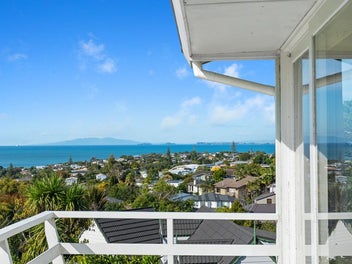 1 Elizabeth Place, Mairangi Bay, Auckland