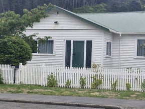 8 Hildreth Street, Karori, Wellington