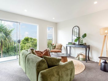 1/617 Glenfield Road, Totara Vale, Auckland