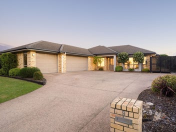 9 Shalimar Place, Huntington, Hamilton