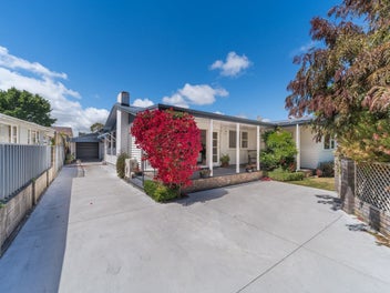 11 Parkland Crescent, Terrace End, Palmerston North