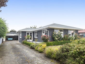 15 Montague Street, Islington, Christchurch