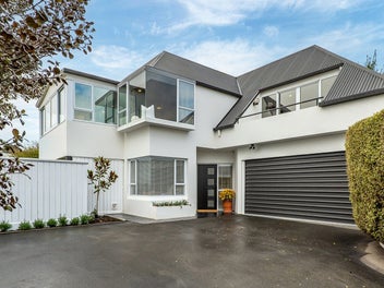 2/79 Cannon Hill Crescent, Mount Pleasant, Christchurch