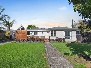 47 Universal Drive, Henderson, Auckland