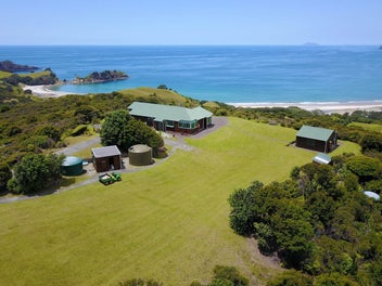 1 Aotea Road, Great Barrier Island (Aotea Island)