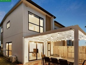 1 Oki Place, Glenfield, Auckland