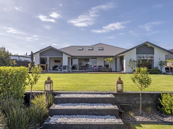 13 Waterton Point, Huntingdon, Ashburton