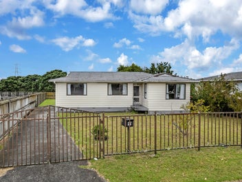 35 Tony Segedin Drive, Avondale, Auckland