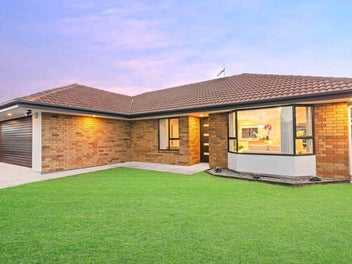 8 Glen Osborne Terrace, Flat Bush, Auckland