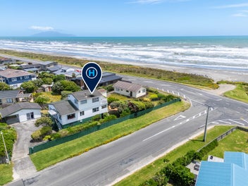 1 Karaka Street, Otaki Beach, Otaki