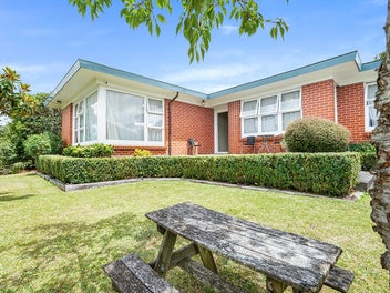 12 Johnsview Terrace, Hillcrest, Hamilton