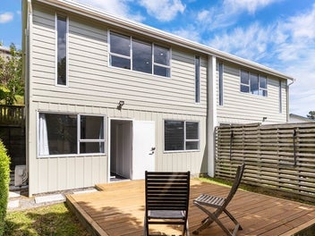 5 Brydon Way, Paparangi, Wellington