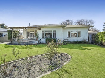 812 Lawrence Street, Akina, Hastings