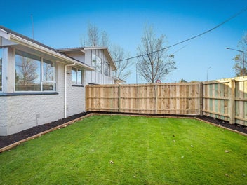 2/362 Port Hills Road, Hillsborough, Christchurch