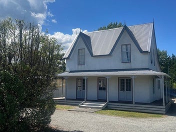 113 Fitzherbert Street, Featherston