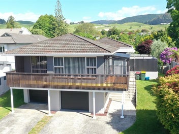 15 Blackmore Drive, Lynmore, Rotorua