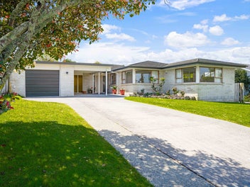 29 Sorrel Crescent, Bucklands Beach, Auckland