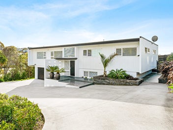 18 Hibiscus Place, Hillsborough, Auckland