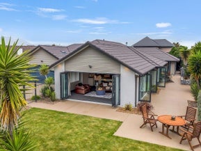 27 Foresters Crescent, Parklands, Christchurch