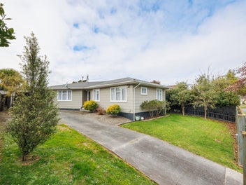 63 Anakiwa Street, Kelvin Grove, Palmerston North