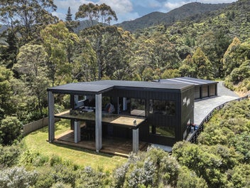 1090 Driving Creek Road, Coromandel