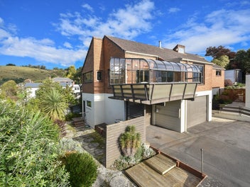 4D Edinburgh Street, Green Island, Dunedin