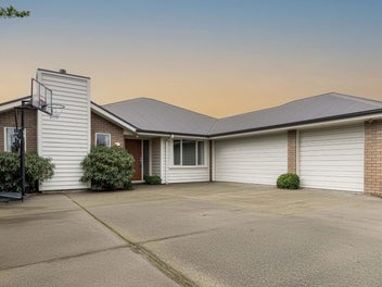 75 Somerville Crescent, Aidanfield, Christchurch