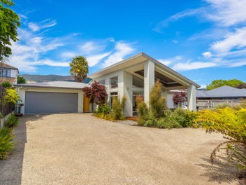 3A Linden Court, Richmond