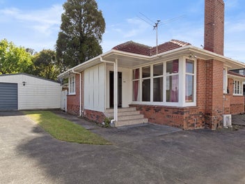 167 Te Atatu Road, Te Atatu South, Auckland