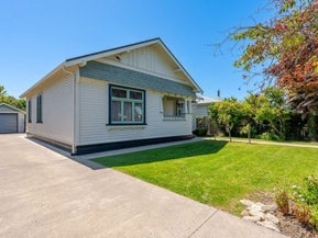 703 Queen Street West, Saint Leonards, Hastings