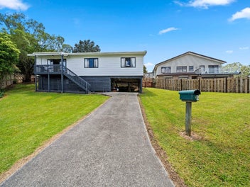6 Melia Grove, Goodwood Heights, Auckland