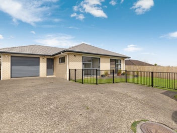 13 Genesis Place, Flat Bush, Auckland