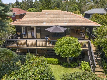 1/16 Channel View Road, Campbells Bay, Auckland