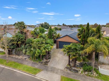 2 Saxon Woods Drive, Rototuna North, Hamilton