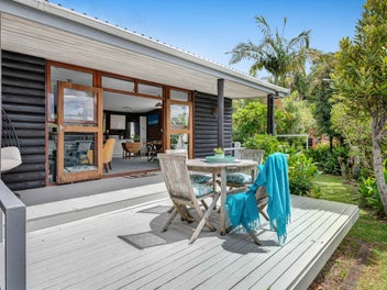 16 Onepu Lane, Manly, Whangaparaoa