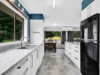 5 Bronte Place, Whalers Gate, New Plymouth