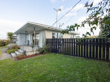 25 Maple Avenue, Dinsdale, Hamilton