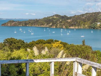 5 Burrell Road Extension, Oneroa, Waiheke Island