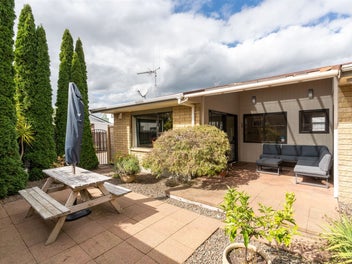 528 Grey Street, Hamilton East, Hamilton