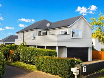 2/20 Tui Glen Road, Birkenhead, Auckland