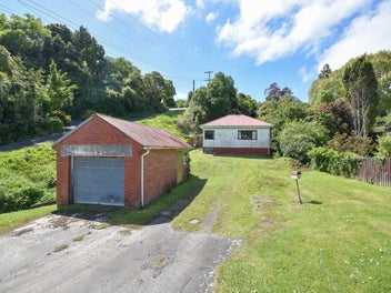 12 Kellas Street, Macandrew Bay, Dunedin
