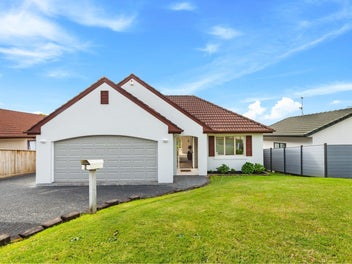 5 Pyrite Street, Westgate, Auckland