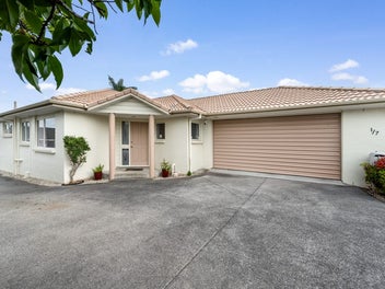 1/7 West Fairway, Golflands, Auckland