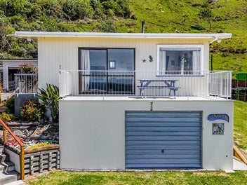 265 Mataikona Road, Mataikona, Tīnui